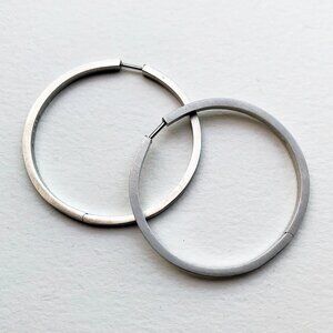 Hinged Steel 1.5" Flat Hoop Earrings – Silvertone, Modern & Sleek Minimalist Jew